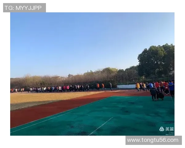 杨子豪足球之路：从青涩少年到职业球员的成长历程与梦想追逐